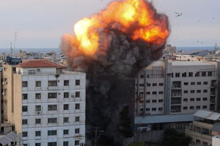 Death toll rises as Israeli jets pound Gaza