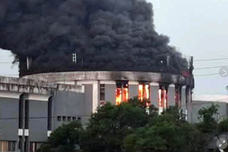 LIBERIA’S PARLIAMENT BUILDING CATCHES FIRE AS ANTI-GOVERNMENT PROTESTS ENTER A SECOND DAY<br/>LIBERIA’S PARLIAMENT BUILDING CATCHES FIRE AS ANTI-GOVERNMENT PROTESTS ENTER A SECOND DAY<br/>LIBERIA’S PARLIAMENT BUILDING CATCHES FIRE AS ANTI-GOVERNMENT PROTESTS ENTER A SECOND DAY