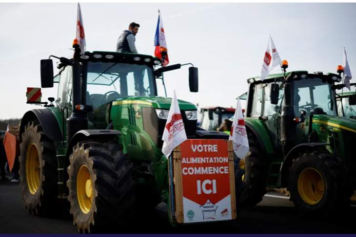 FRENCH FARMERS BLOCK MAJOR MOTORWAYS AROUND PARIS AS DISPUTE ESCALATES