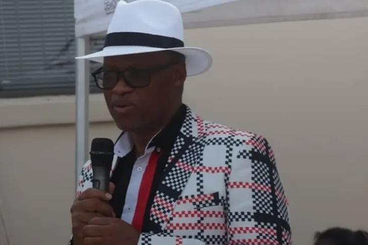 AD TO ADDRESS NO CONFIDENCE LETTERS