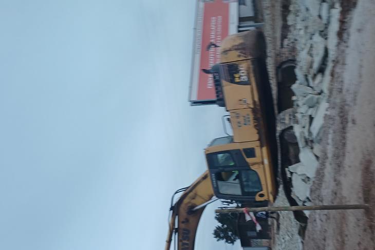 RECRUITMENT DISPUTE CLOUDS A4 ROAD UPGRADE
