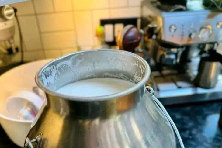 DAIRY FARMERS FRESH OUTCRY AS AUGUST PAYMENTS DELAY