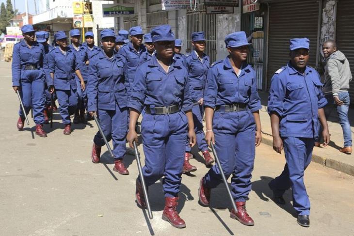 Zimbabwean Police maintains a 24-hour presence at MDC head office after presidential elections.
